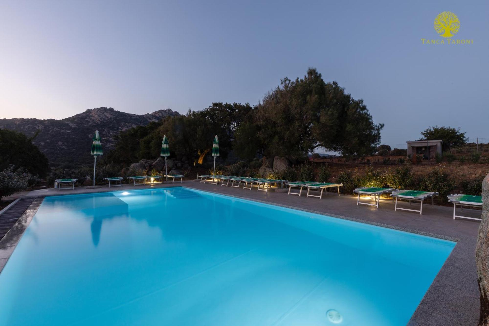Telti Agriturismo Bed And Breakfast Tanca Taroni מראה חיצוני תמונה
